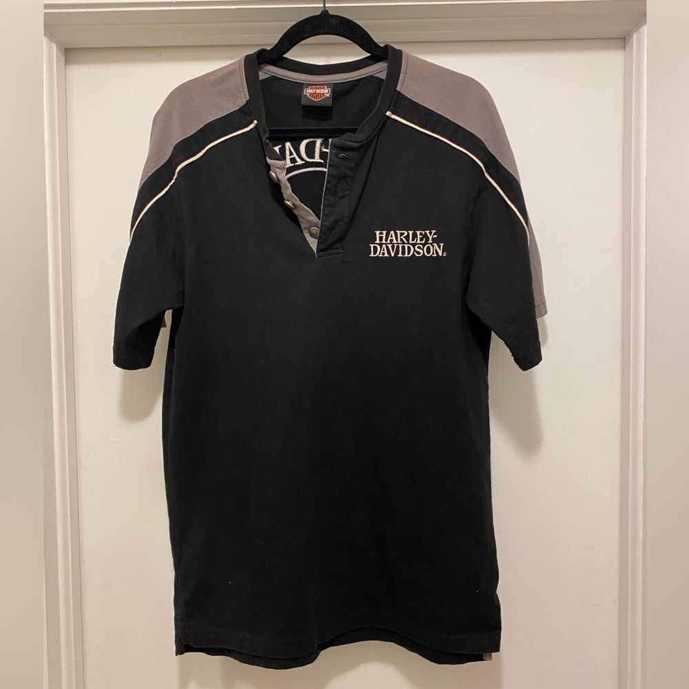 Harley Davidson Henley Shirt Mens Medium Charlotte NC Black Skull Logo biker - Picture 2 of 9